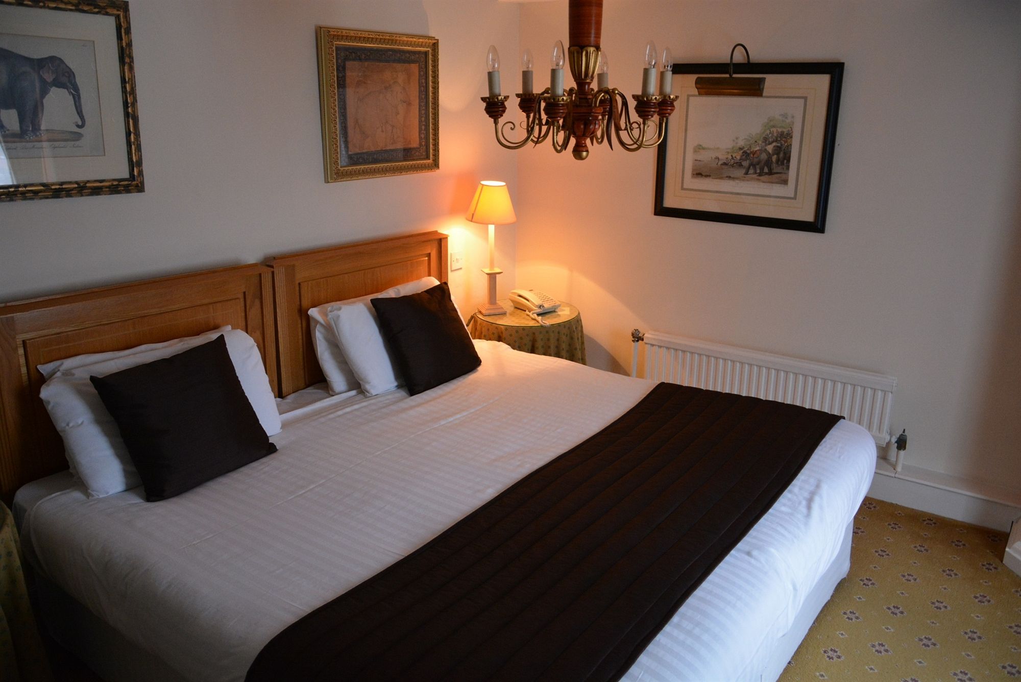 Фото The George of Colchester