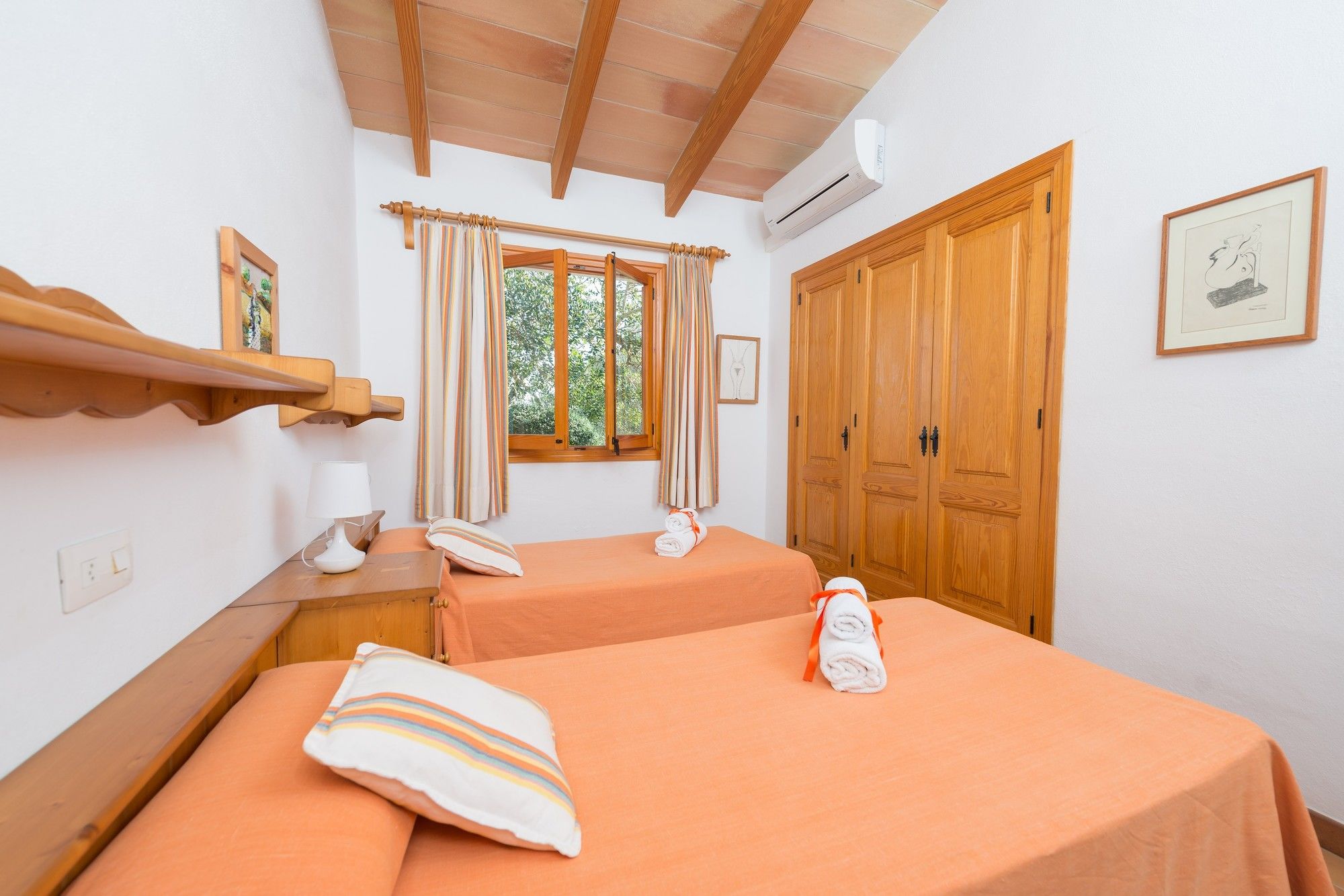 Фото Marina Can Borras