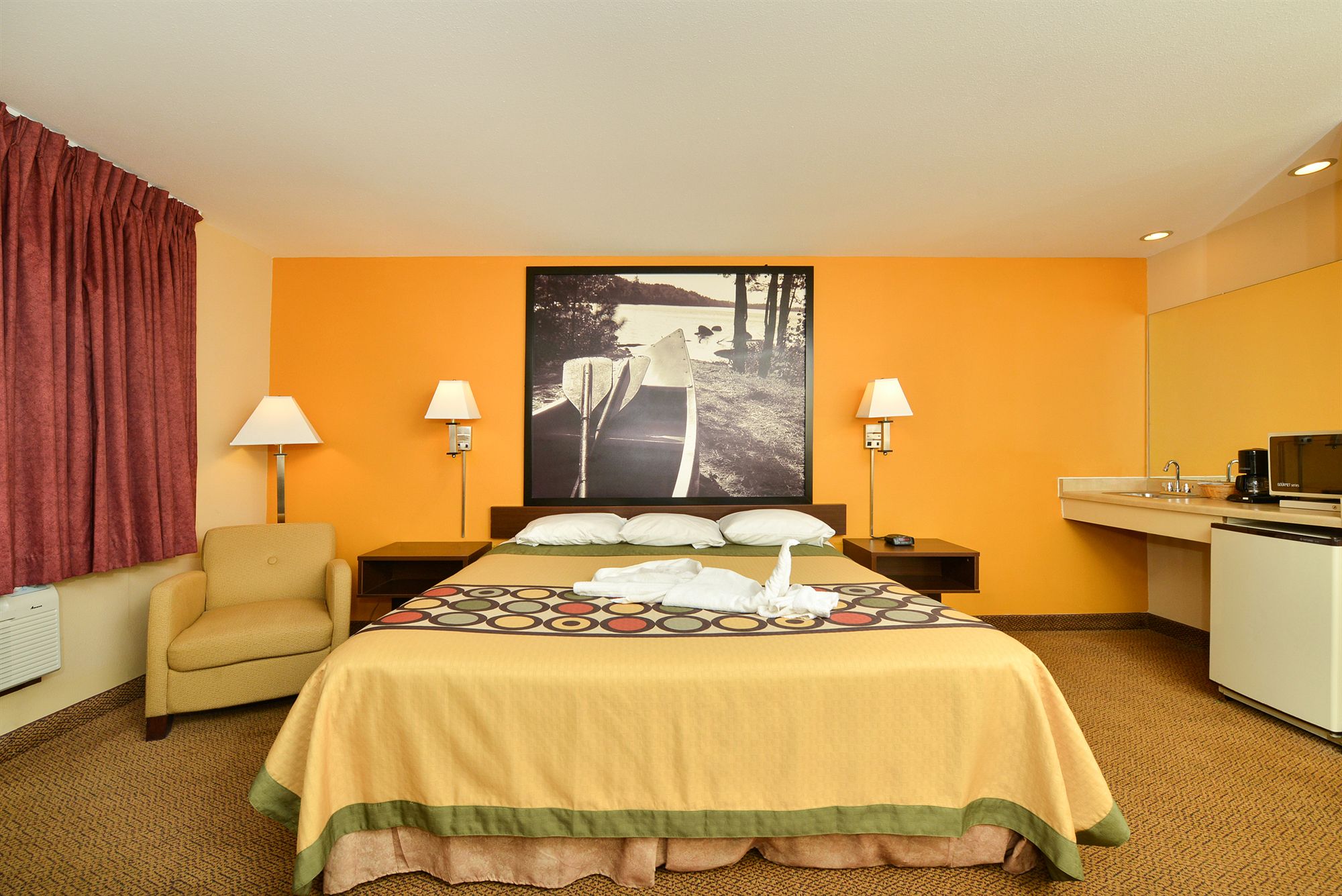 Фото Super 8 by Wyndham Rochester Mayo Clinic Area