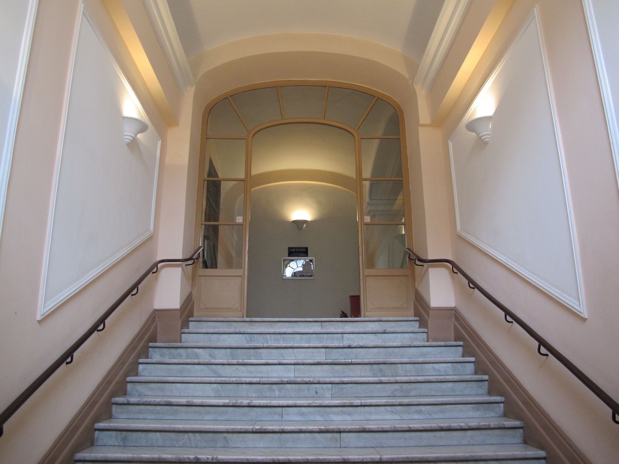 Фото Location Vacances Nice - Appartements Nice Centre Carré d’Or