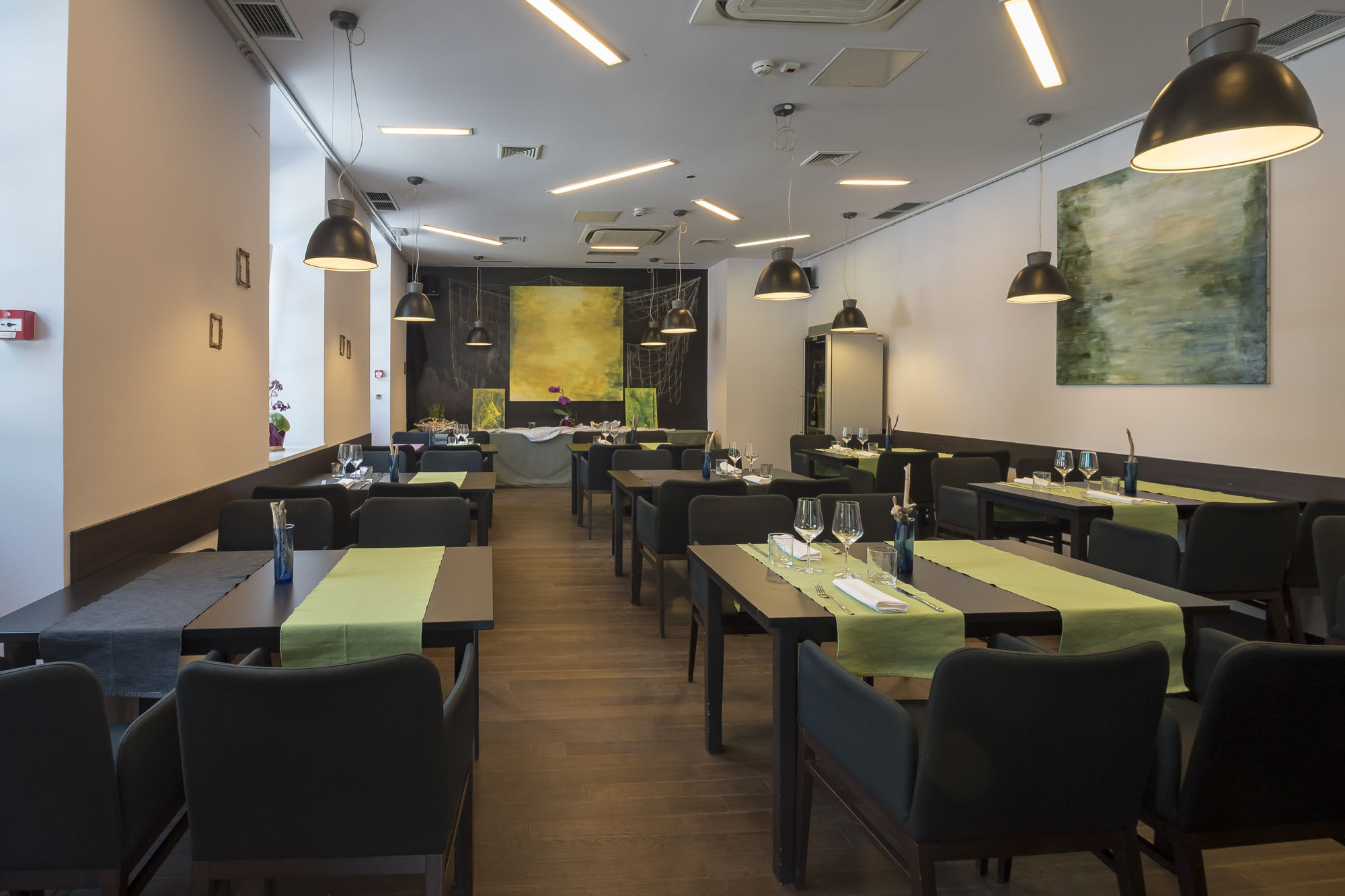 Фото Hotel Amfiteatar