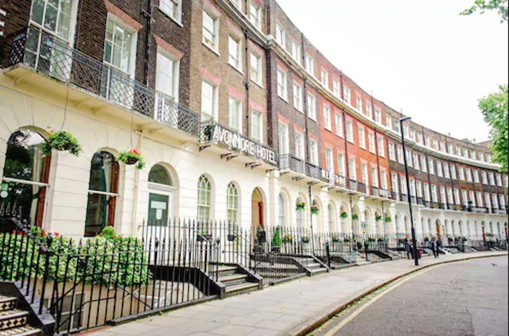 Фото Avonmore Hotel Cartwright Gardens