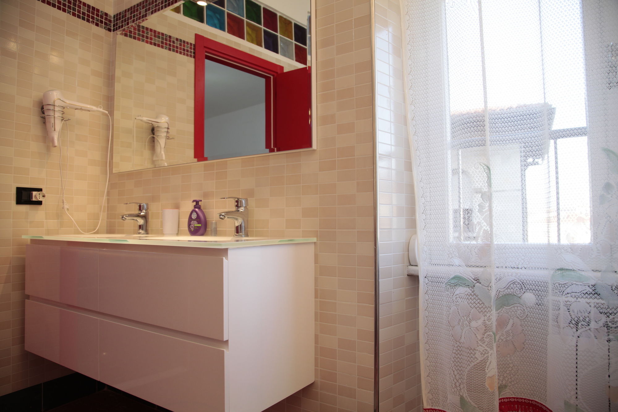 Фото BBC Christian Bed & Breakfast