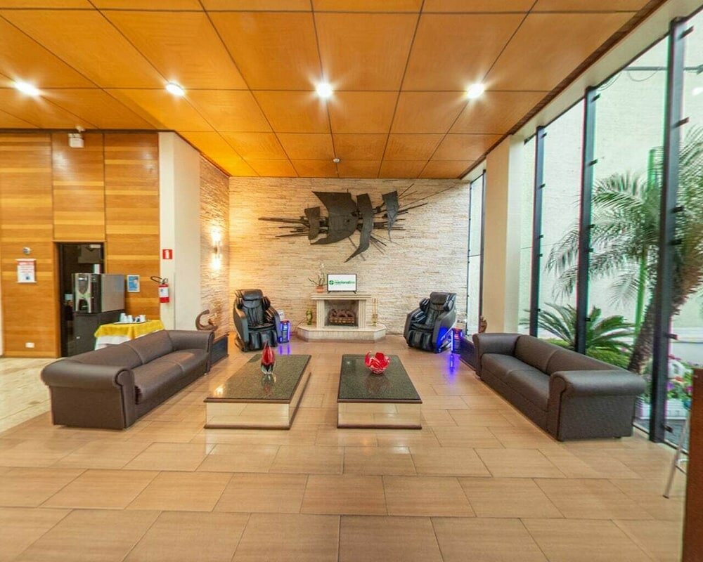 Фото Nacional Inn Curitiba Estação