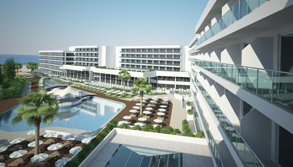 Фото Chrysomare Beach Hotel and Resort