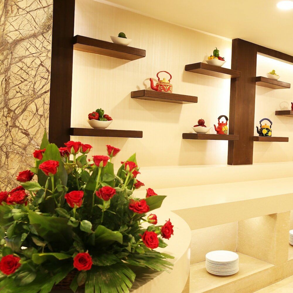 Фото Golden Tulip Jaipur