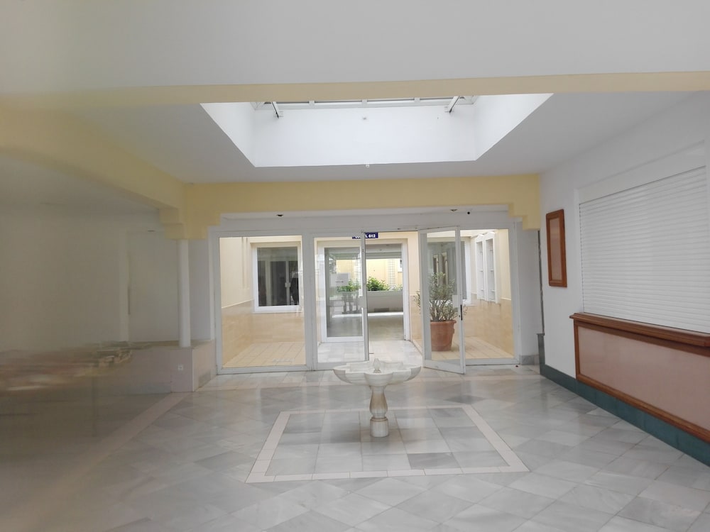 Фото Apartamentos Moguima