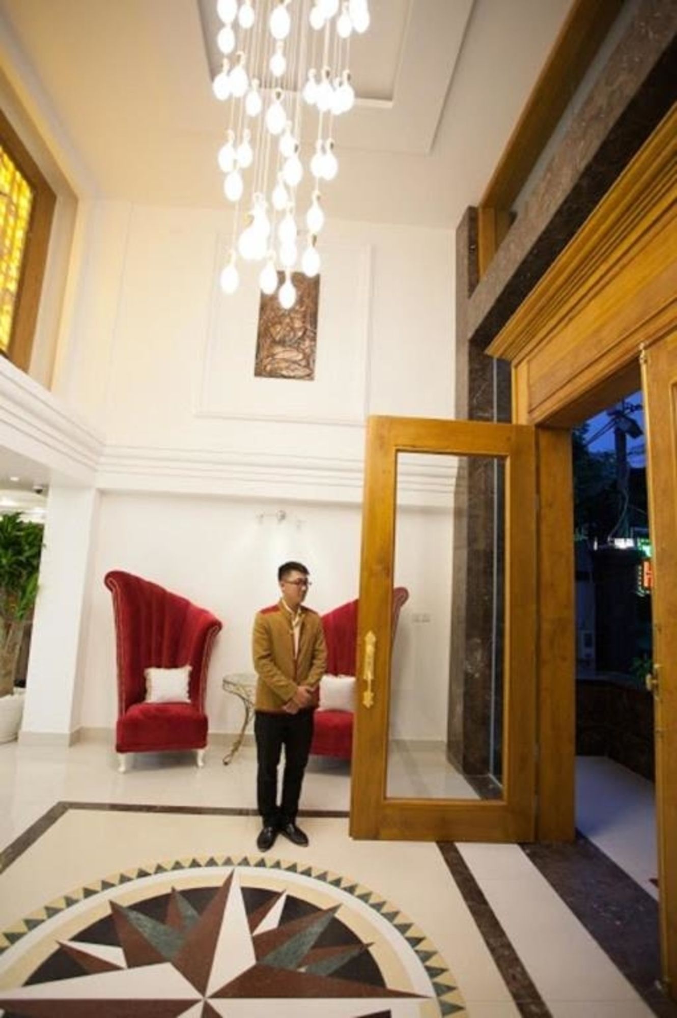 Фото New Space Hotel