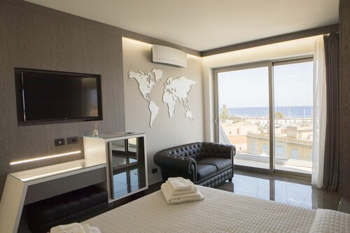 Гостиница Upper Rooms в Милаццо