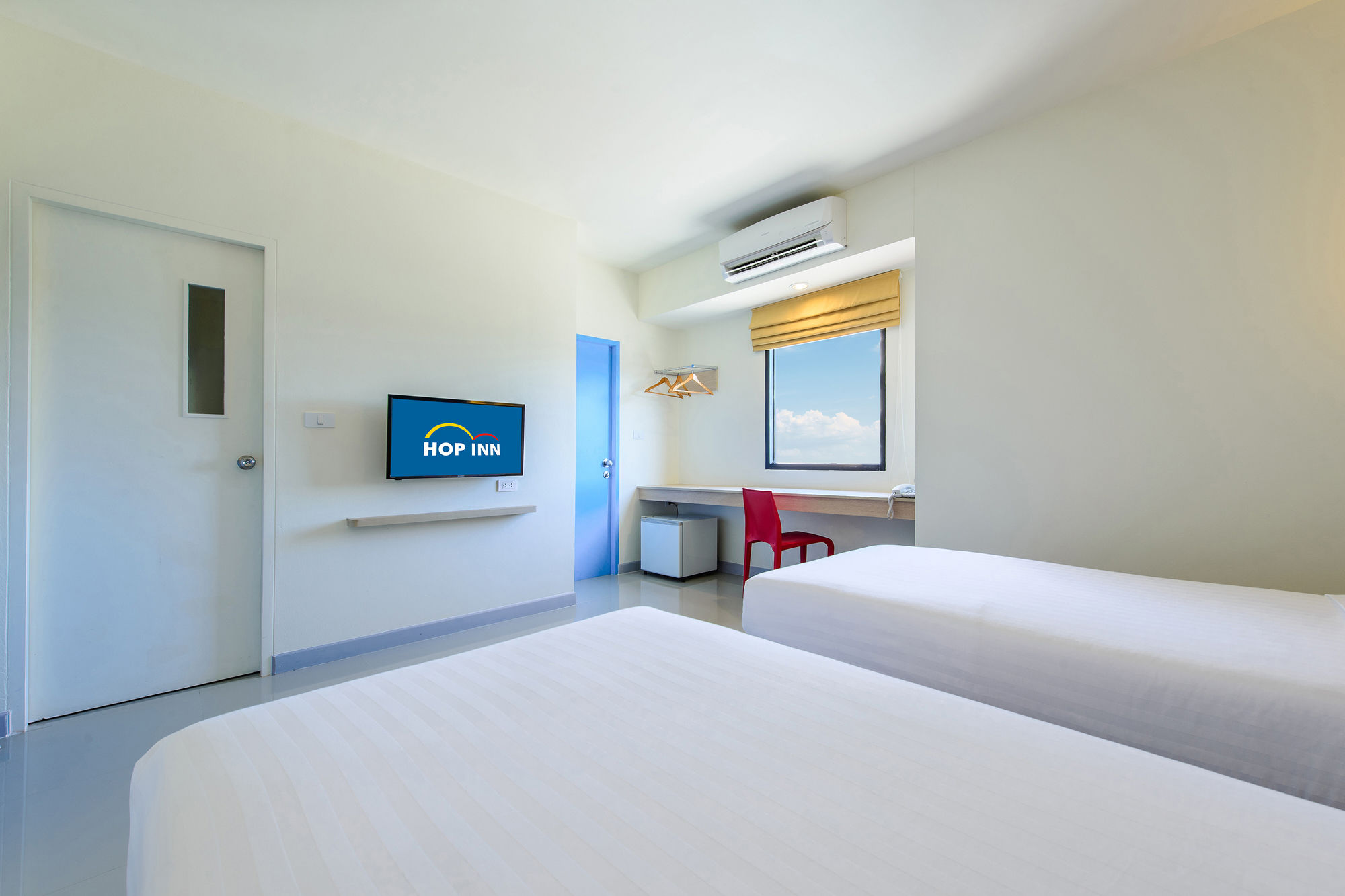 Фото Hop Inn Rayong