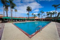 Фото La Jolla Beach and Tennis Club