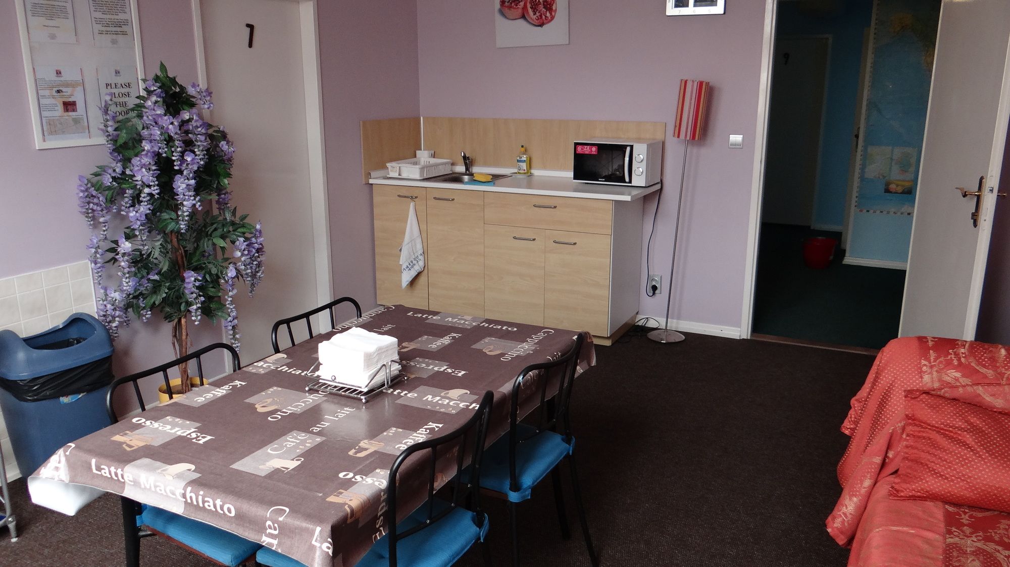 Фото Хостел Sokolska Youth