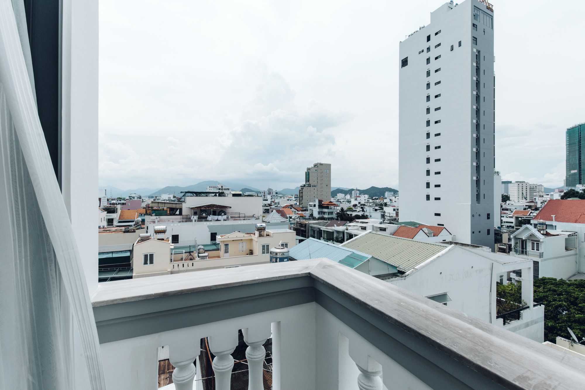 Фото Seven Seas Hotel and Apartment