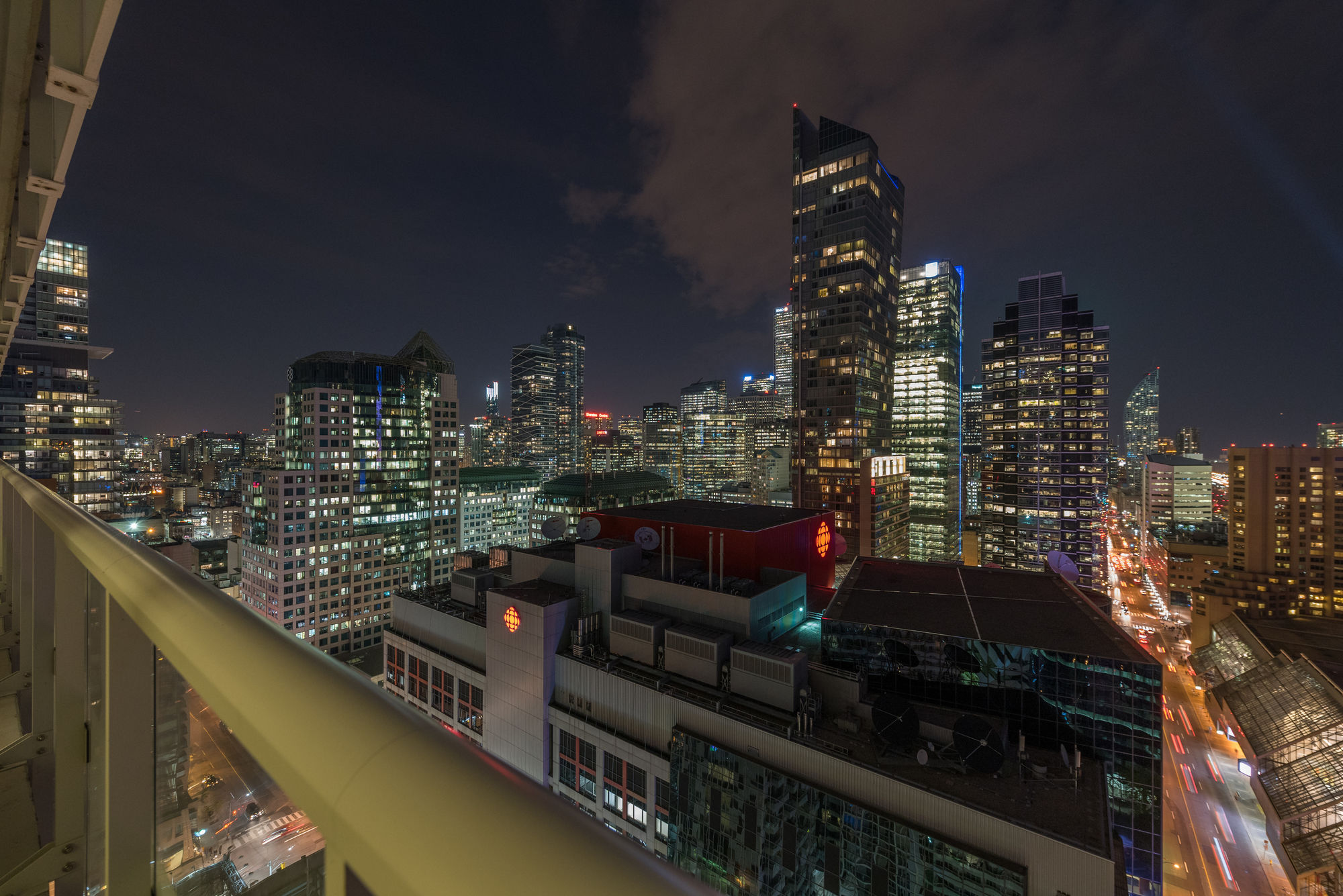 Фото Grand Royal Condos - Cn Tower