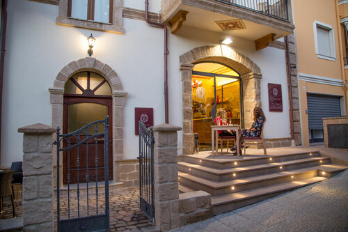 Гостиница Bienestar Maison de Charme в Альгеро