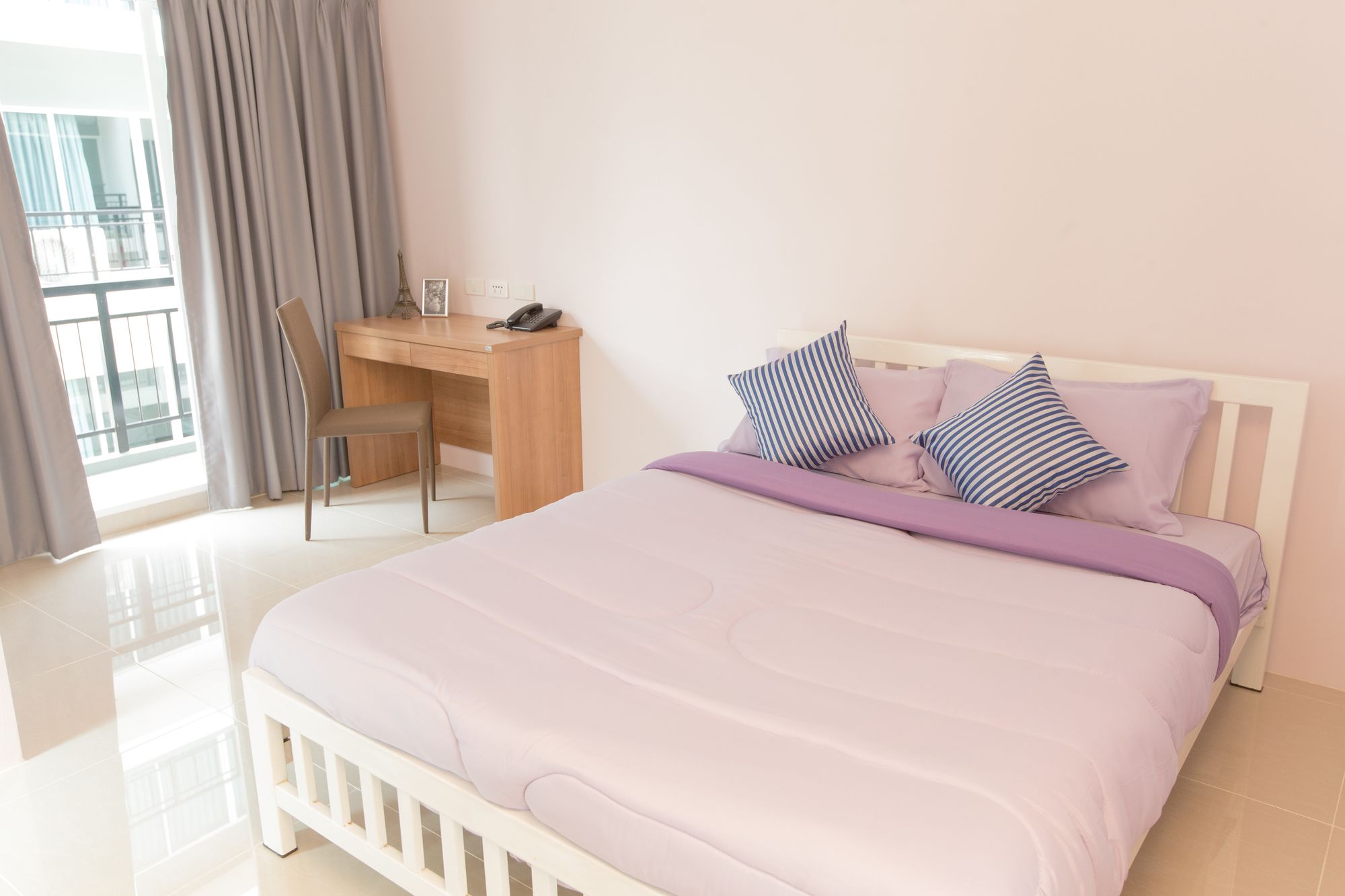 Фото The Bedroom Ladprao 101