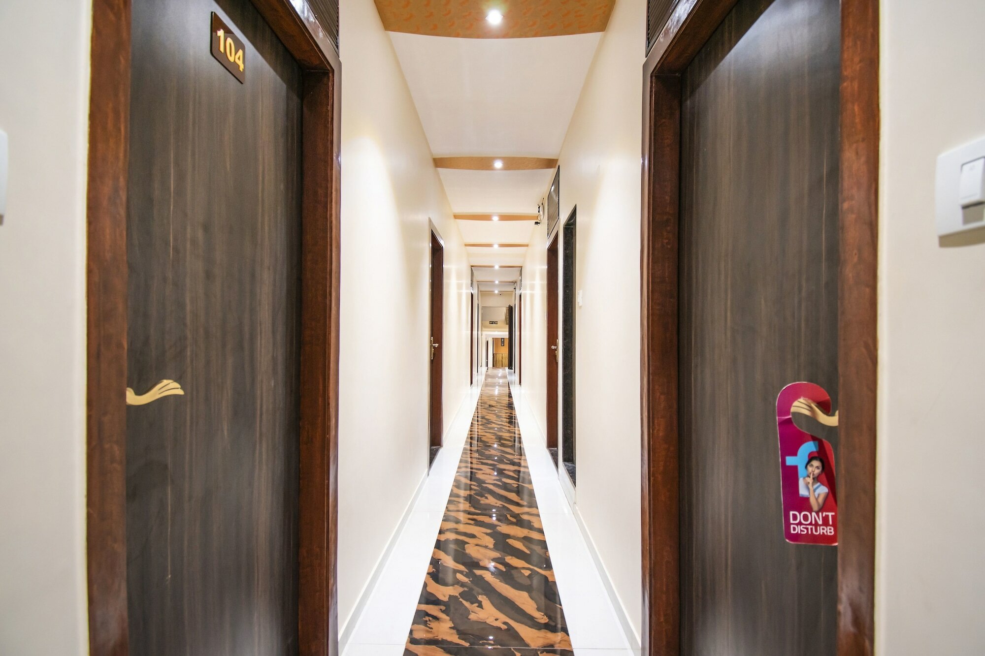 Фото Fabexpress Orange Suites