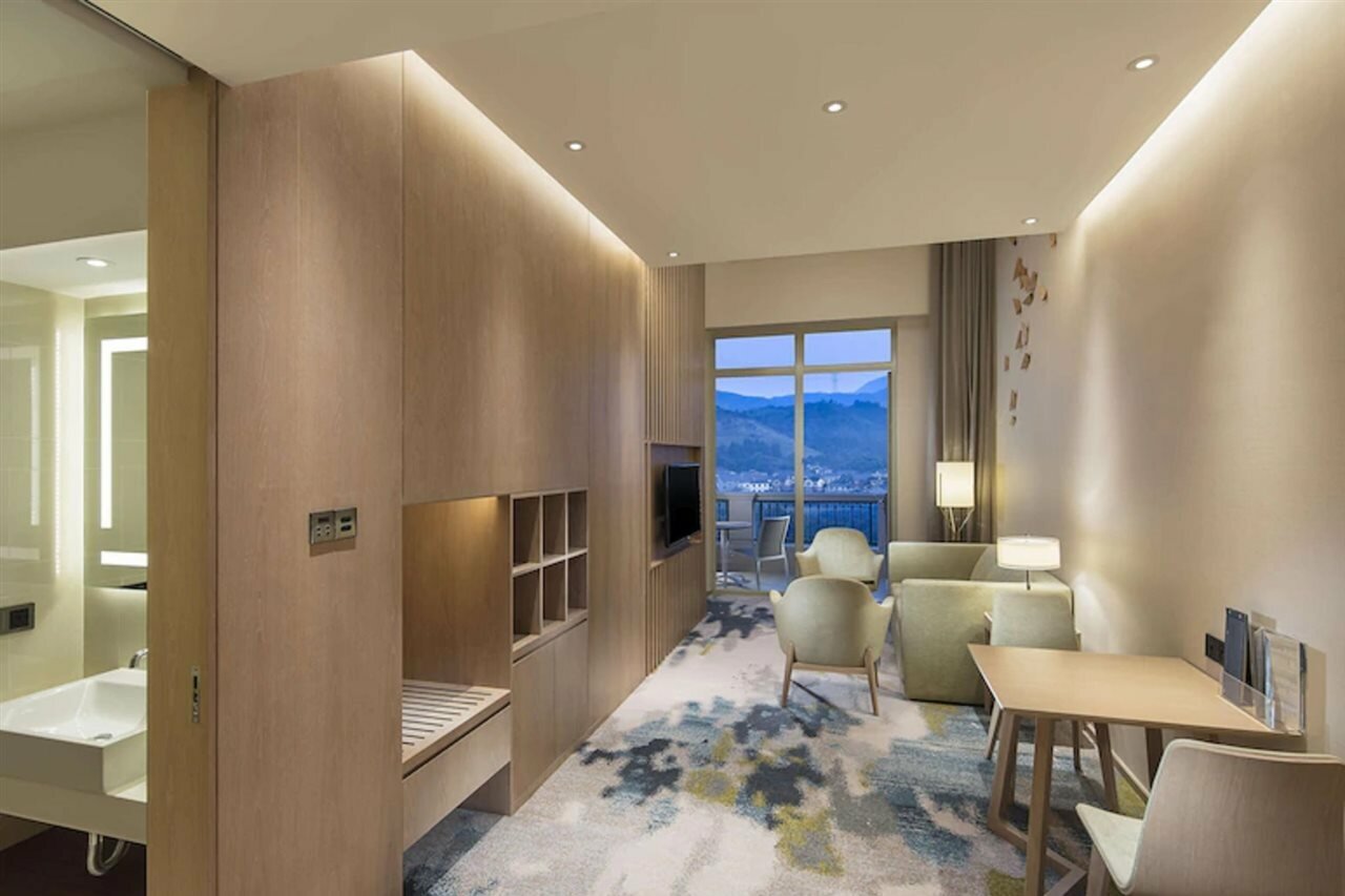 Фото Hilton Garden Inn Hangzhou Lu'niao