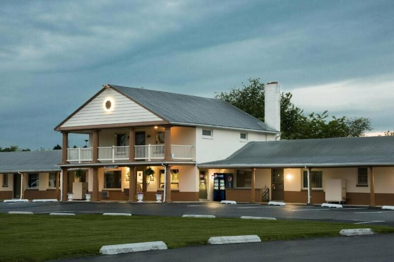 Гостиница Knights Inn Palmyra в Пальмире