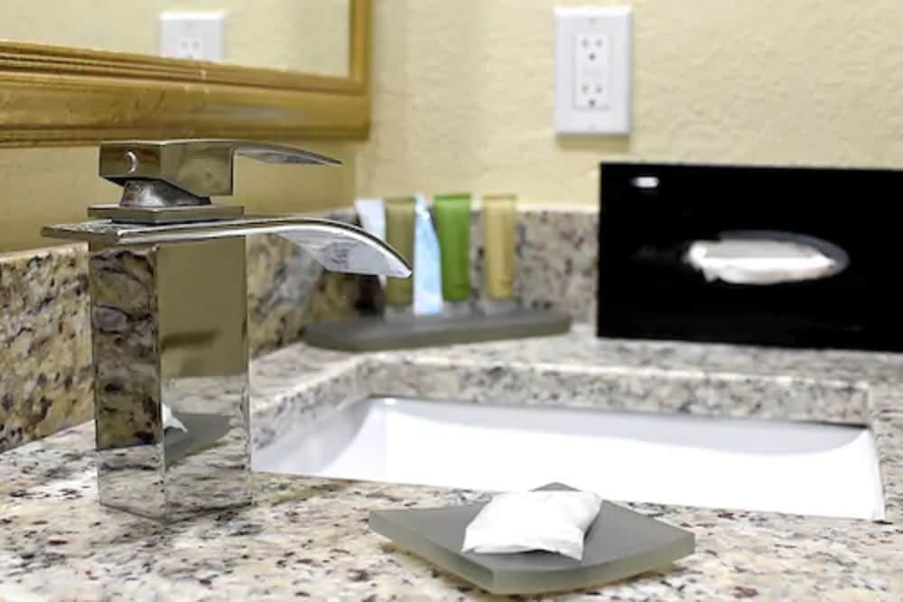 Фото Punta Gorda Waterfront Hotel and Suites