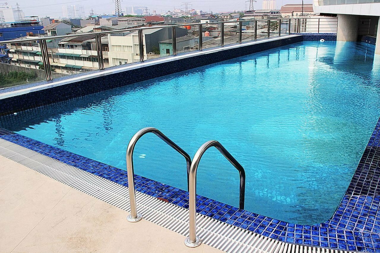 Фото Hariston Hotel and Suites