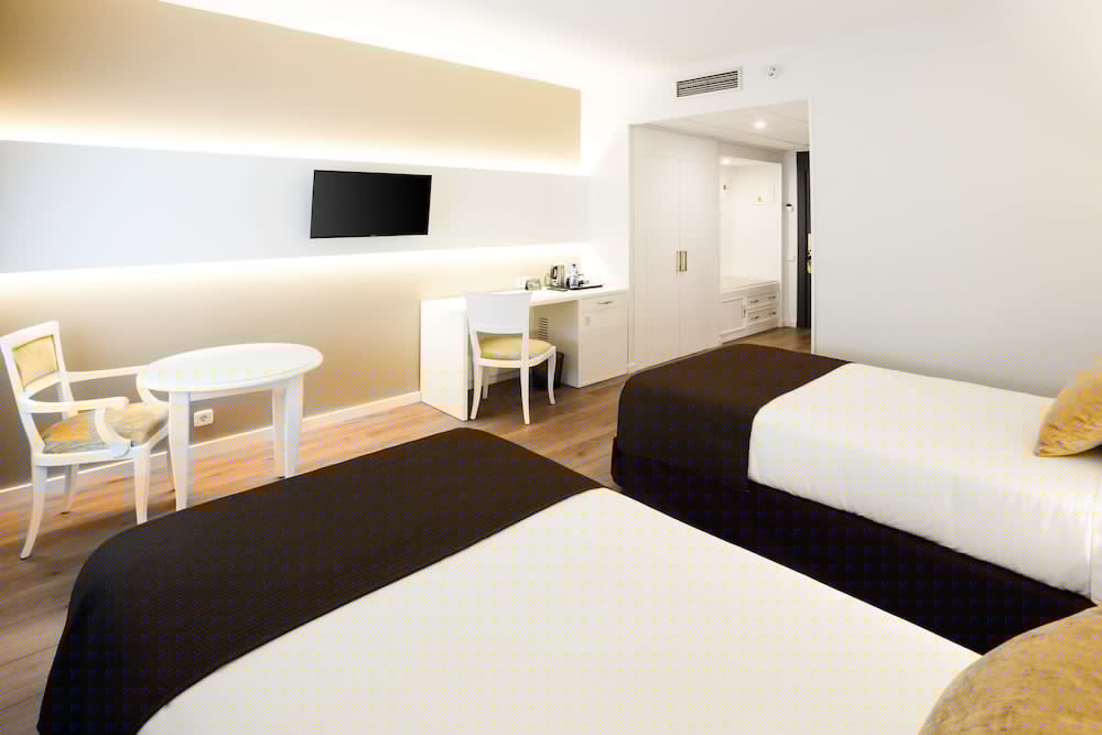 Фото Hotel Sercotel Alfonso XIII