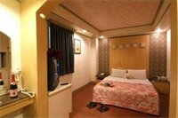 Фото The Young Hotel