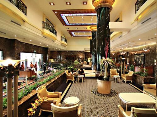 Внешний вид отеля Merdeka Palace Hotels & Suites в Кучинге, фото 2