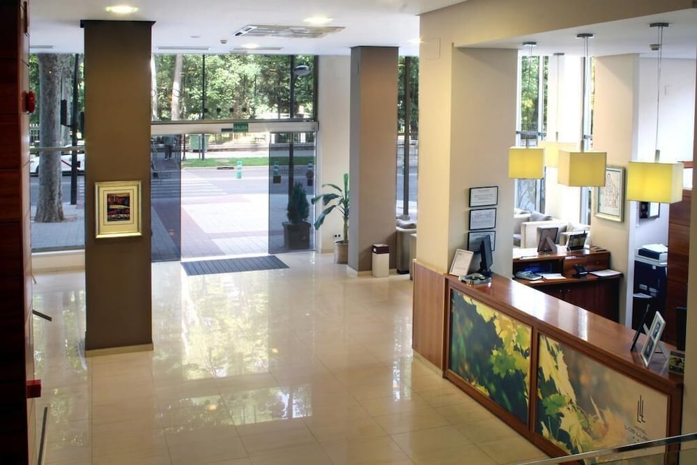 Фото Hotel Sercotel Los Llanos