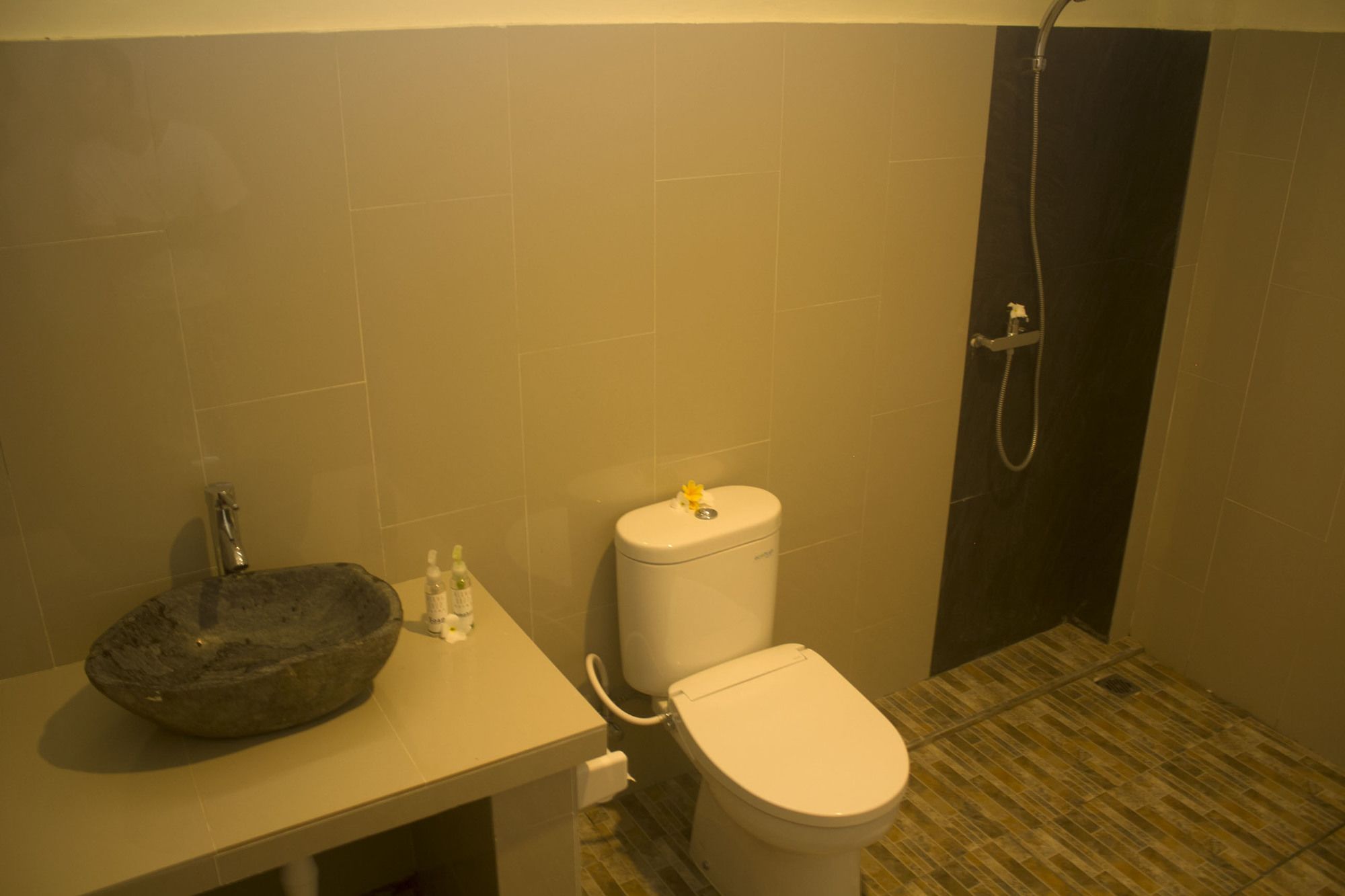 Фото Nirwa Ubud Karma