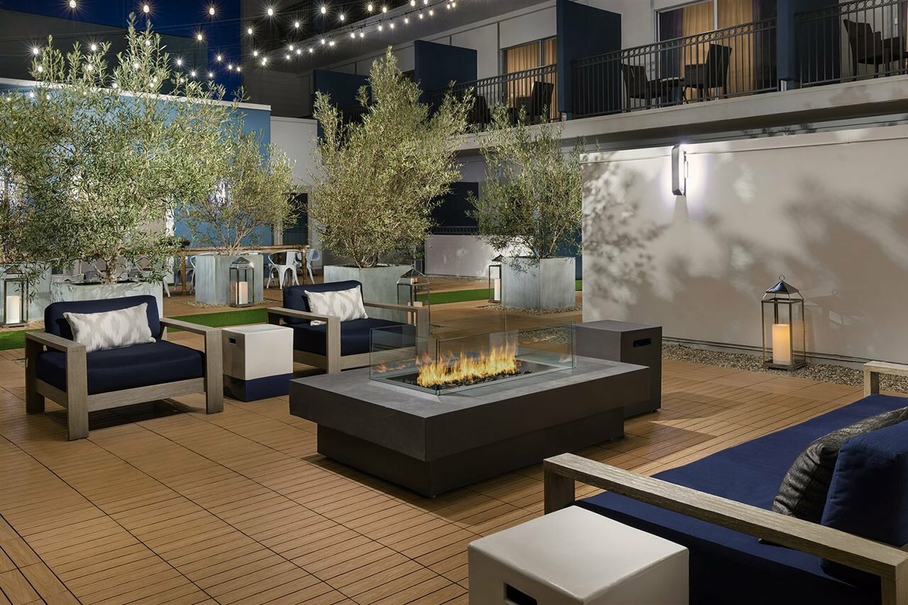 Фото Luxe Rodeo Drive Hotel