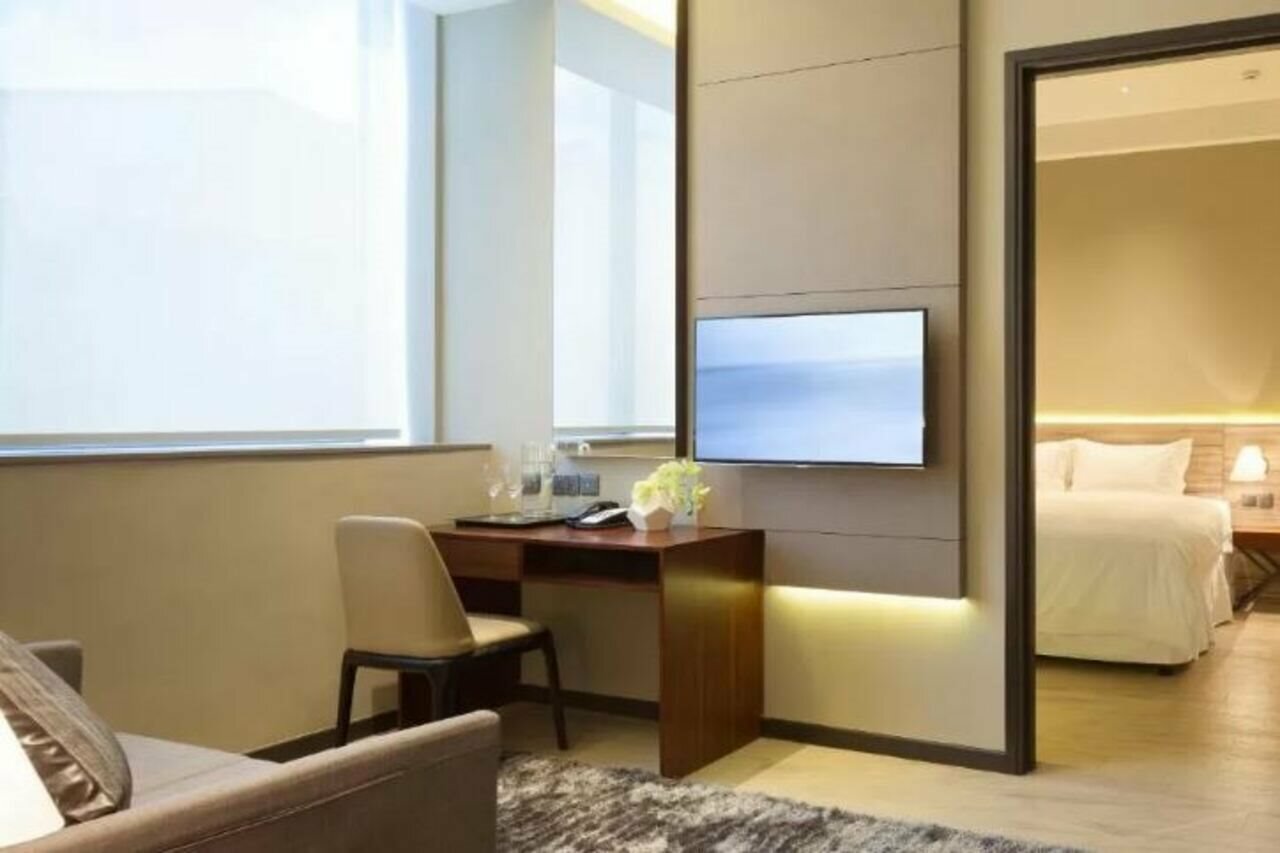 Фото Louis Kienne Serviced Residences