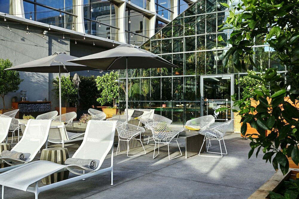 Фото The Line Hotel