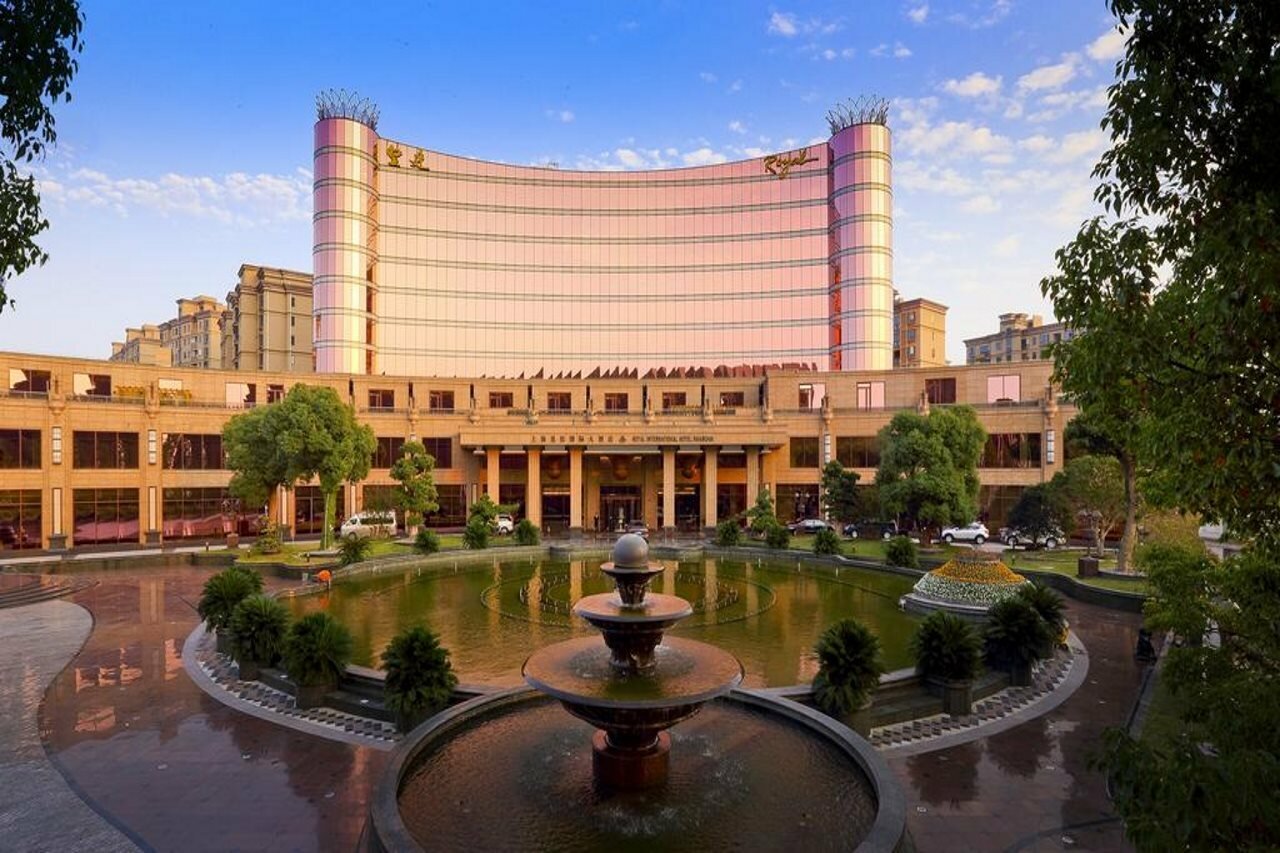 Фото Royal International Hotel Shanghai
