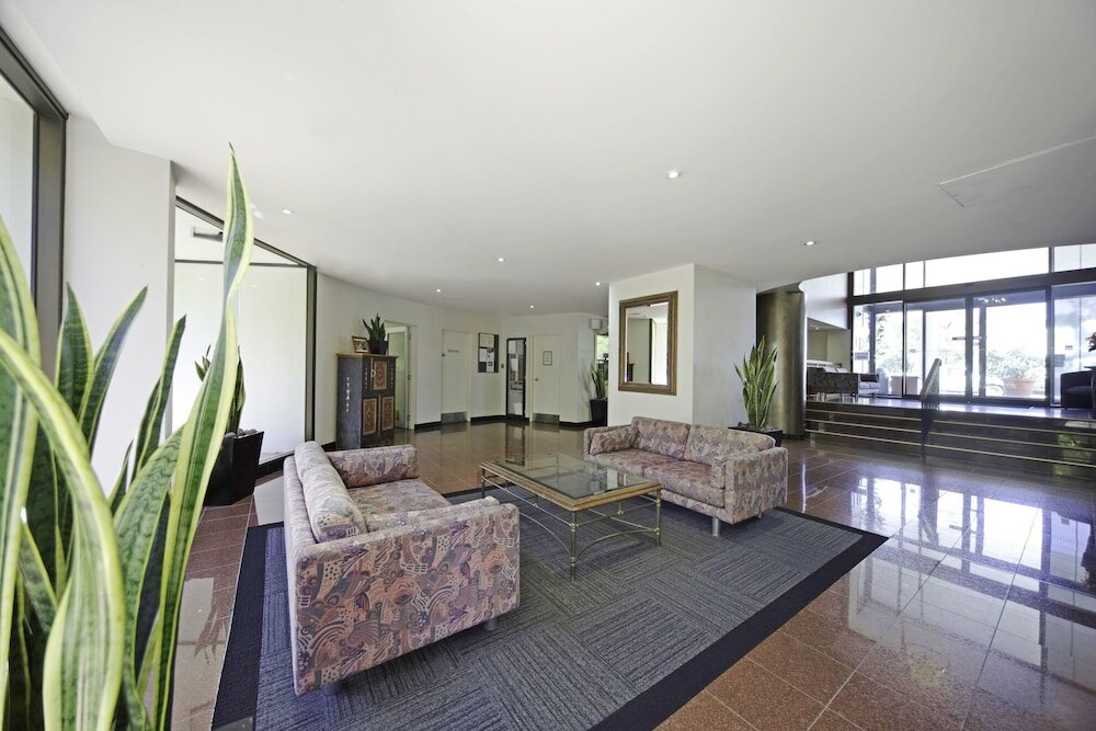 Фото BreakFree Capital Tower