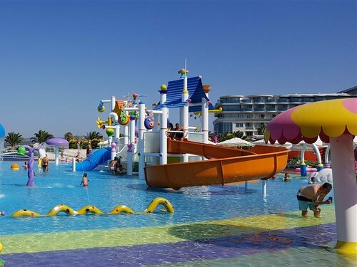 Гостиница Ilıca Hotel Spa & Wellness Thermal Resort в Чешме