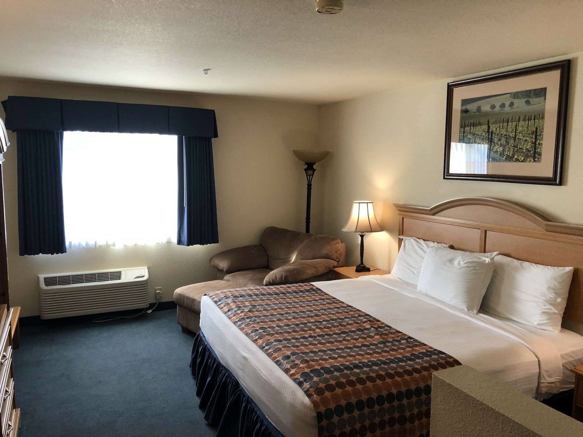 Фото Best Western McMinnville Inn
