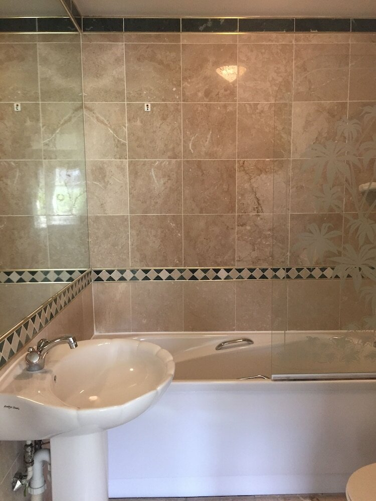 Фото Brompton Hotel