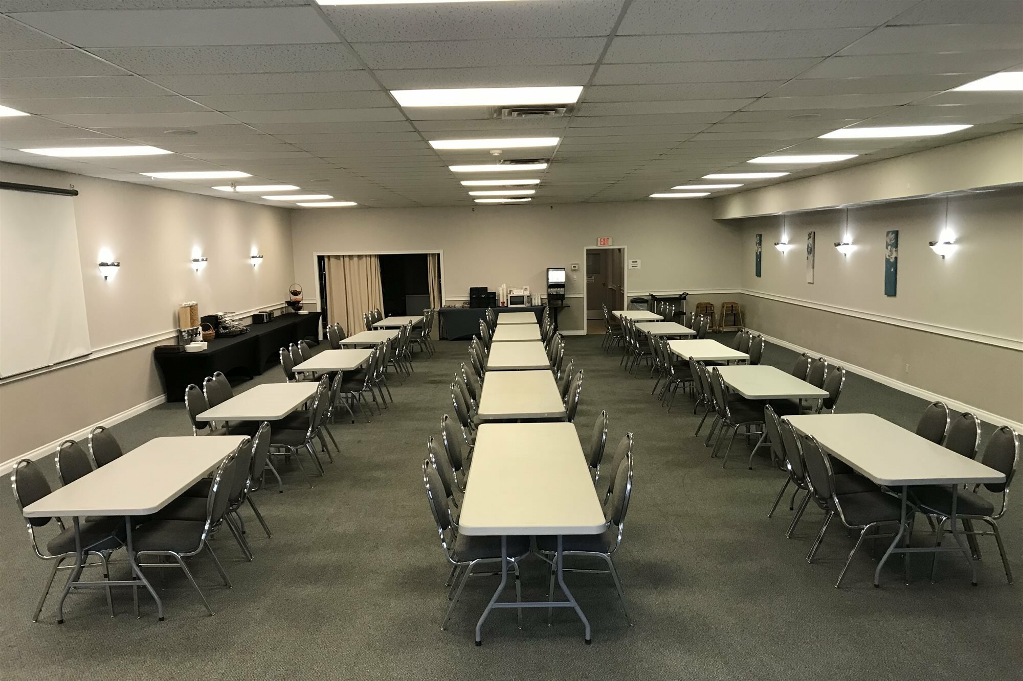 Фото Strata Hotel