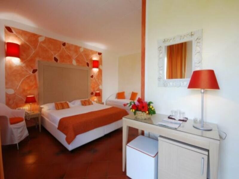 Фото Cala Rosa Club Hotel