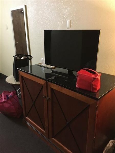 Фото Americas Best Value Inn Phillipsburg