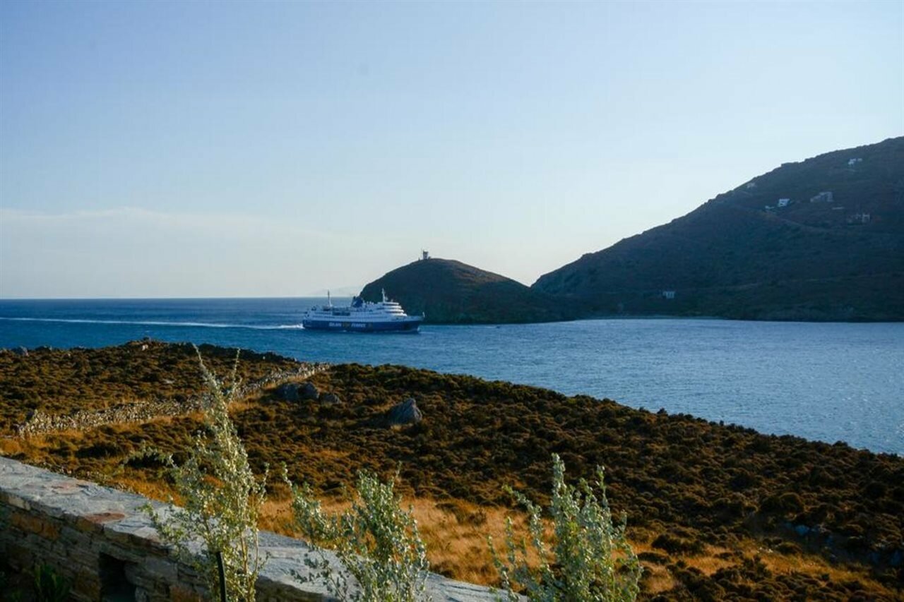 Фото Pharos Apartments