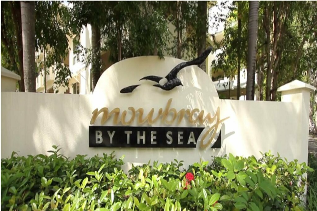 Hotel Mowbray by the Sea, Port Douglas, photo