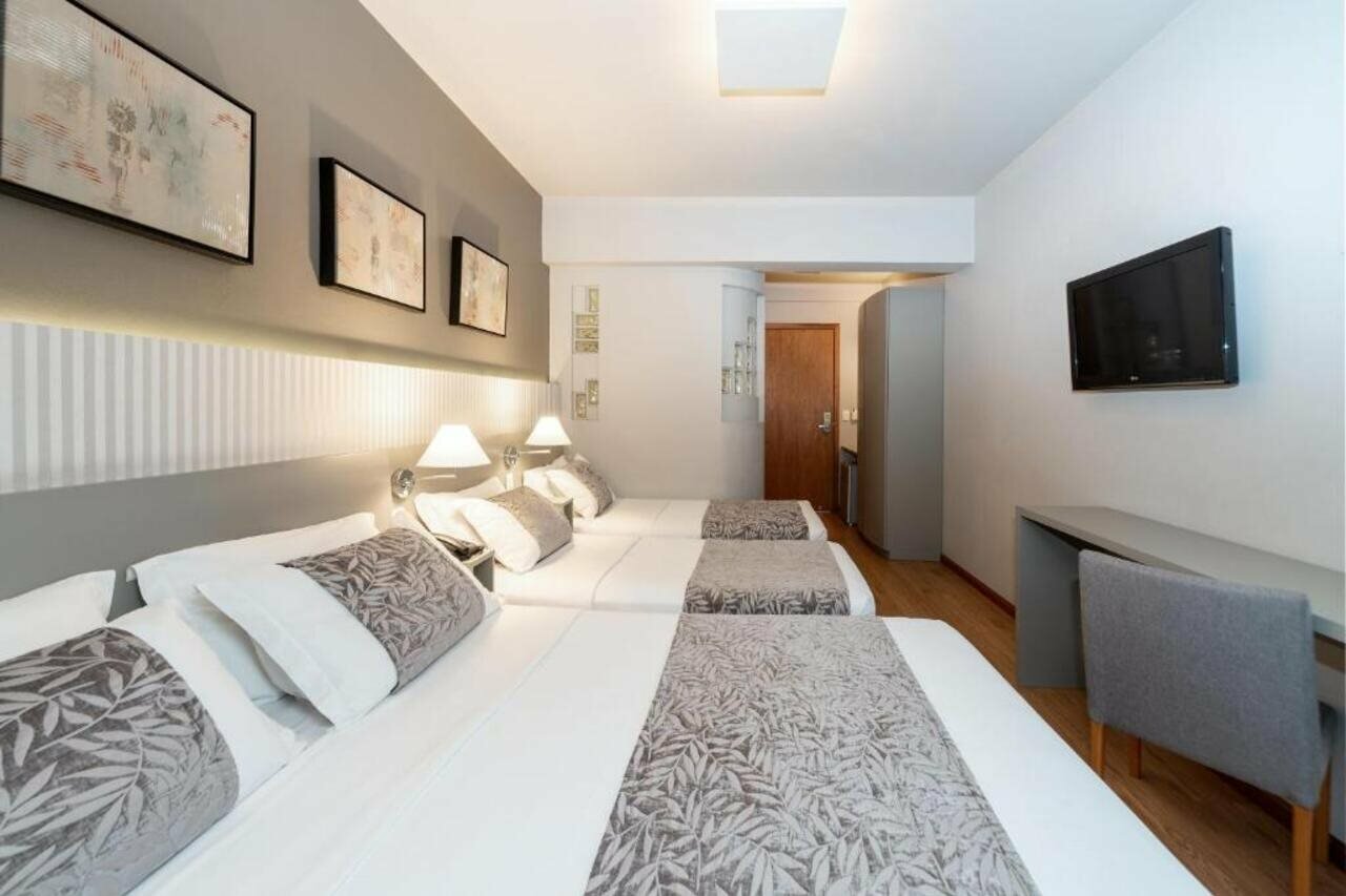 Фото Hotel Laghetto Siena