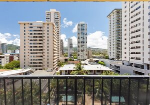 Гостиница Bamboo Waikiki Hotel