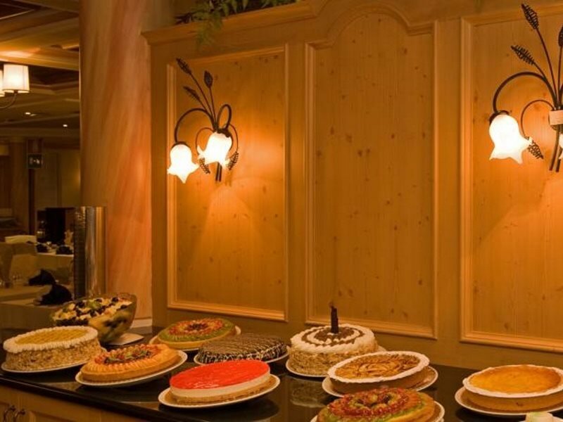 Фото Hotel Touring Livigno