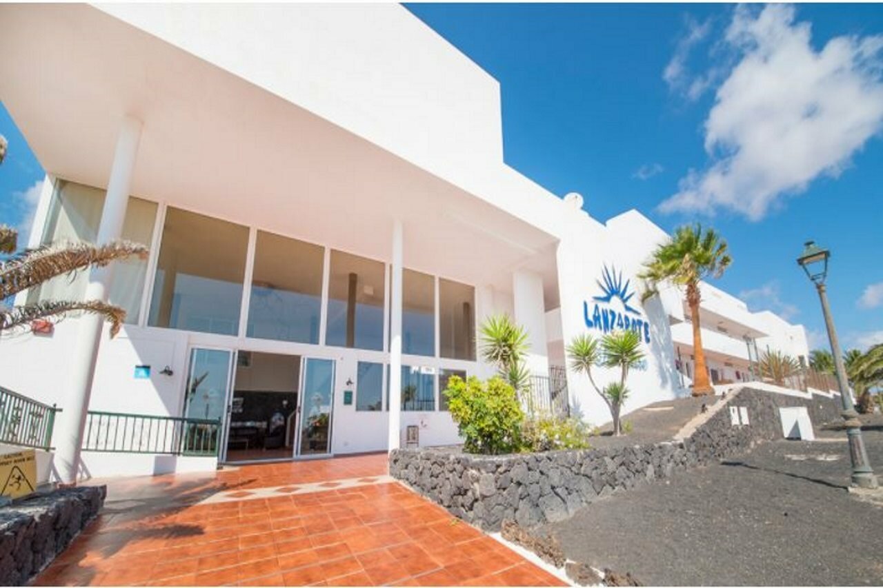 Фото Apartamentos Lanzarote Paradise