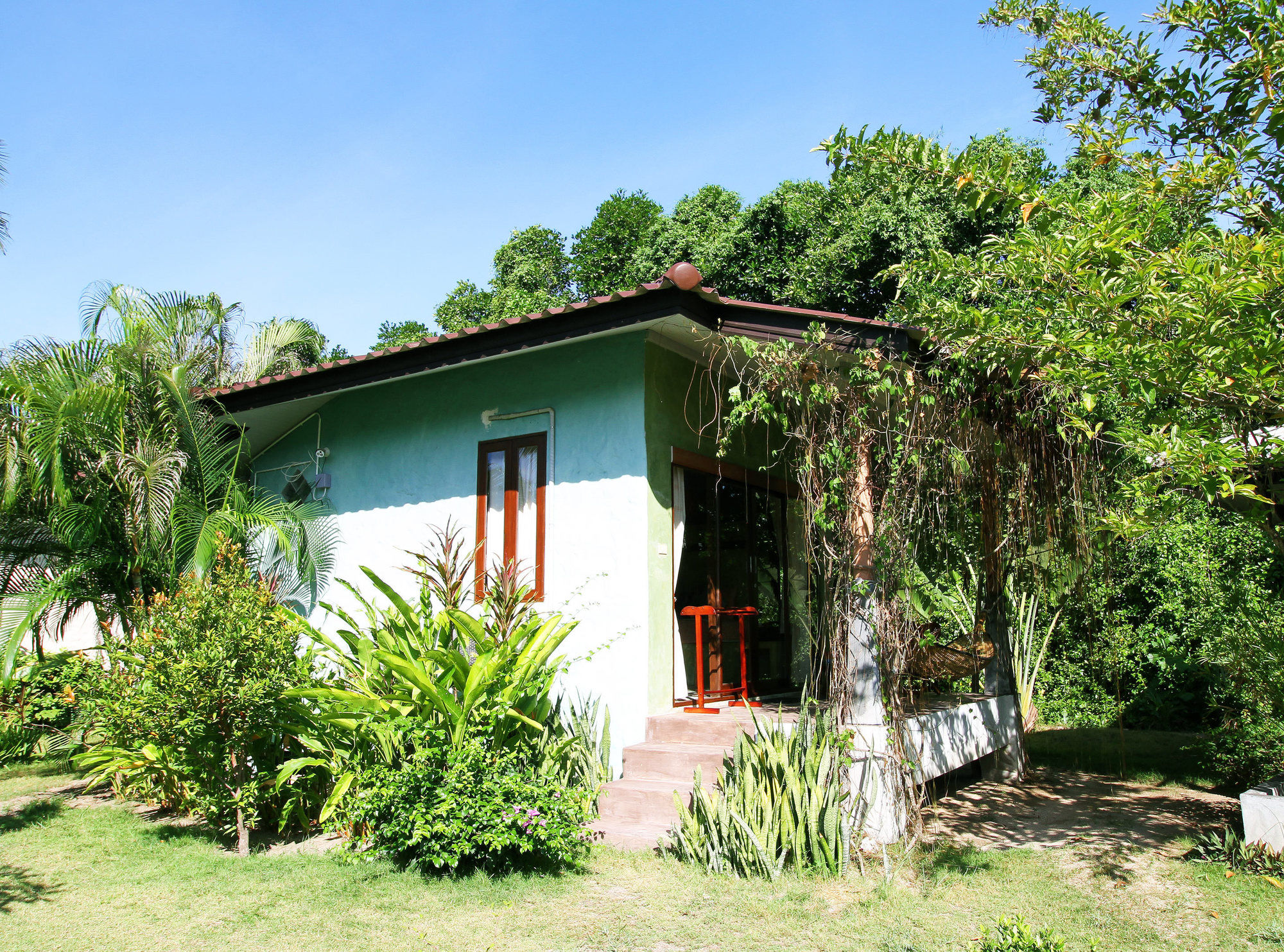 Фото Sabaii Bay Resort