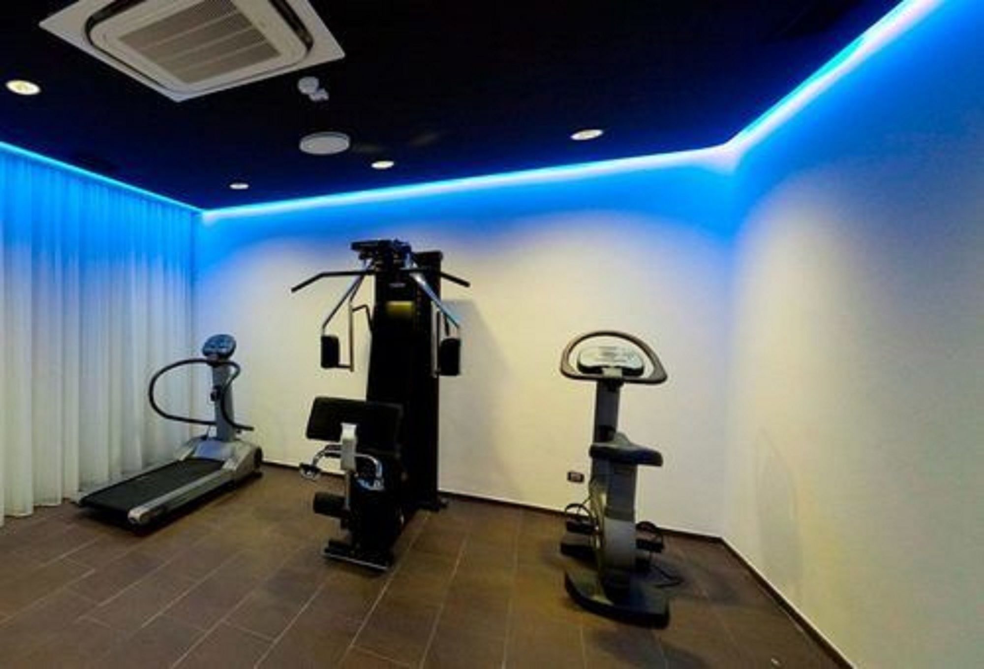 Фото 36201050599