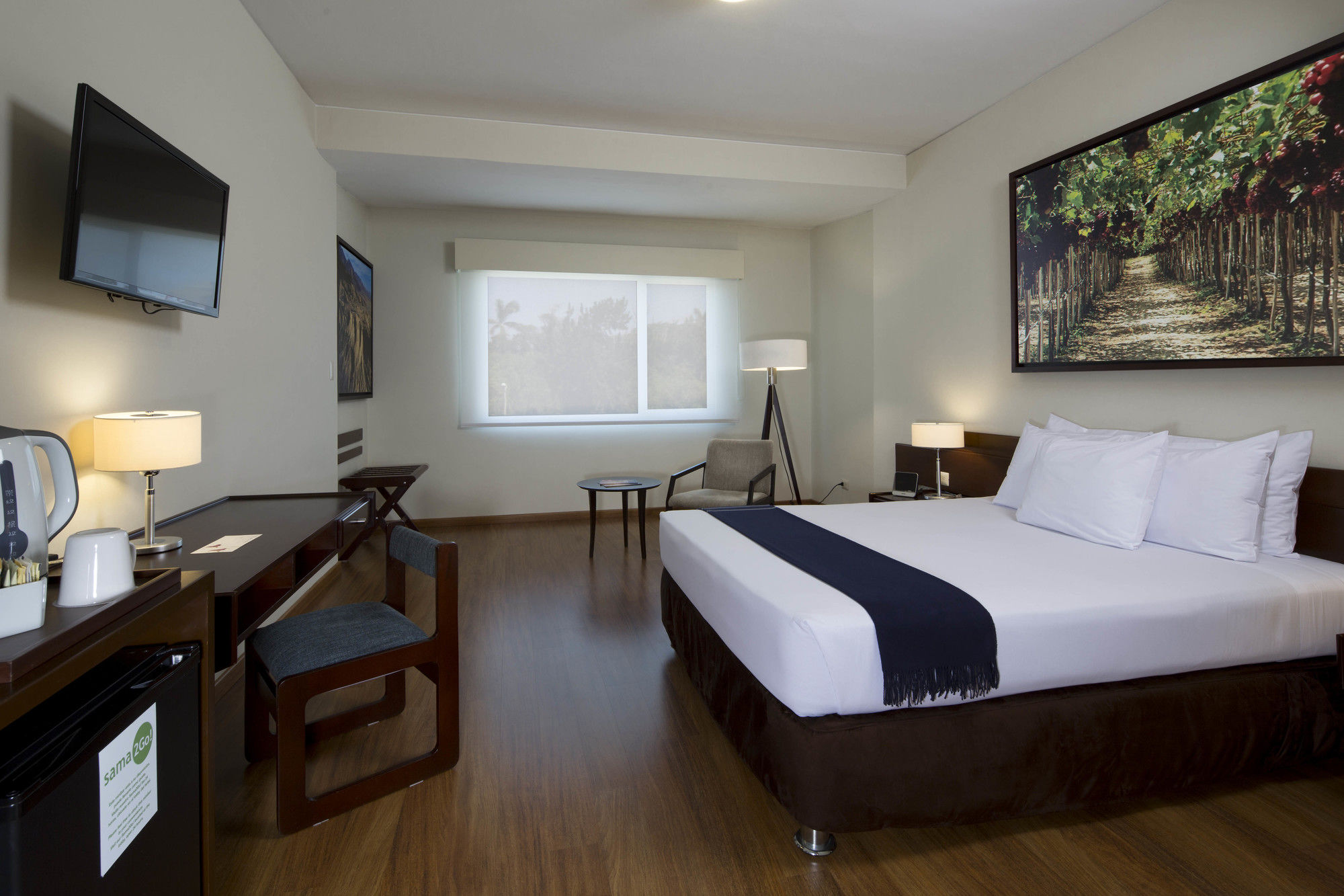 Фото отеля 2